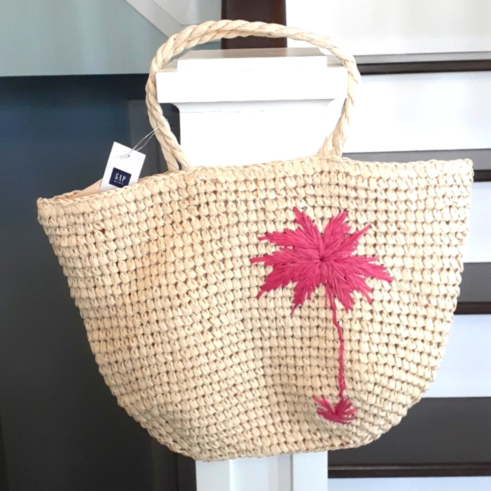 + Gap small straw tote with palm tree accent